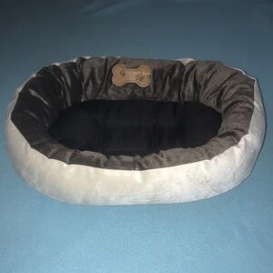 DOSKOCIL Pet Products oval bed dark brown,cream faux micro suede Host Pick🎉🎉